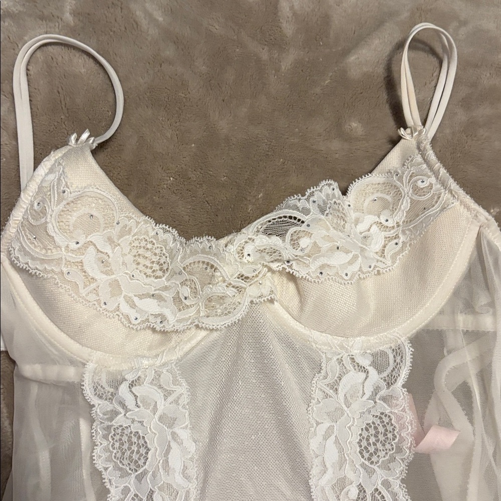 Victoria's Secret White Lace Lingerie - Picture 2 of 6